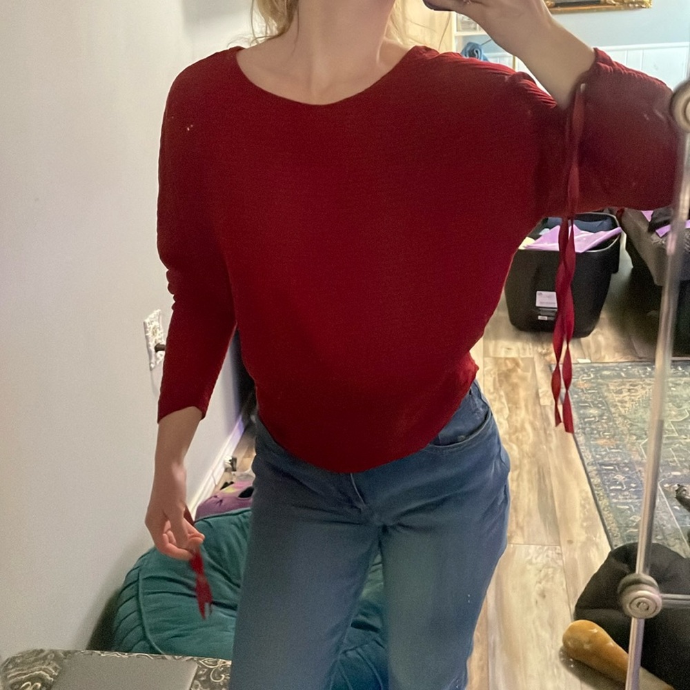Adjustable sleeves batwing shirt